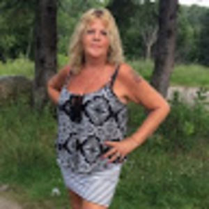 Meet your Posher, Val